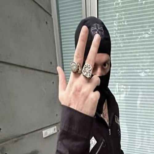 دانلود آهنگ هیپهاپولوژیست روزای قبل از نسخه
