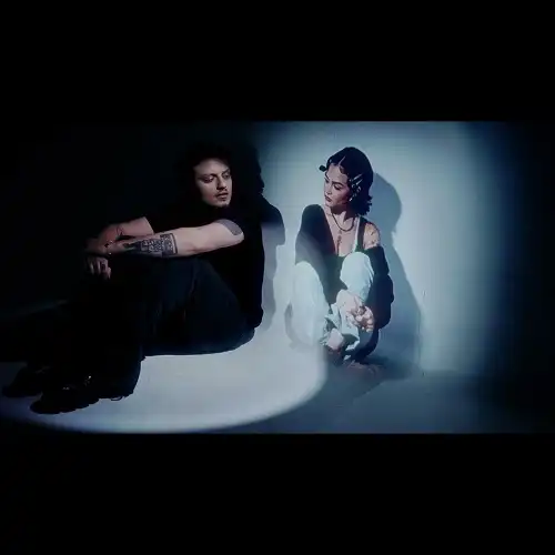 دانلود آهنگ پوبون تورو نمیپرستم