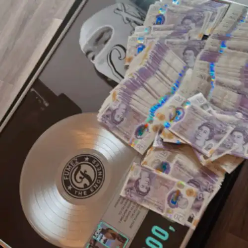 متن آهنگ 021 کید بینول